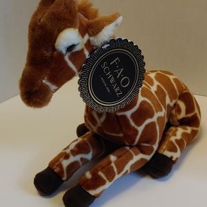 SPECIAL $ FAO. SCHWARZ.Giraffe. SALE GREAT PRESENT!! SALE